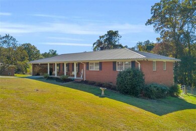 97 Hillside Dr, Toccoa, GA 30577 - photo 3