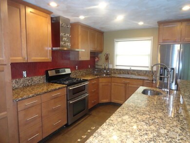 50 Neutaconkanut Rd, Providence, RI 02919 - photo 5