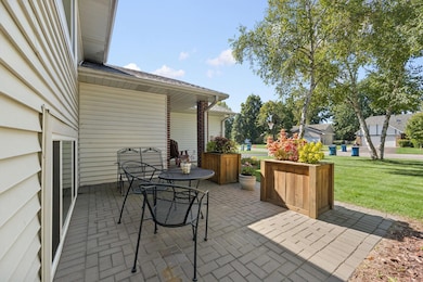 5632 Fisher St, Saint Paul, MN 55110 - photo 7