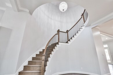 825 W 30th St, Houston, TX 77018 - photo 5