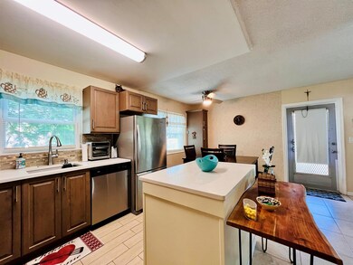 131 Andover F, West Palm Beach, FL 33417 - photo 2