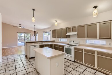 07 Kitchen