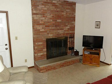 1282 Ironwood Dr, Columbus, OH 43229 - photo 6