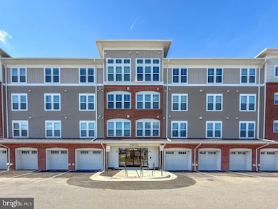 13970 Englefield Dr unit 207, Dale City, VA 22193 - photo 2