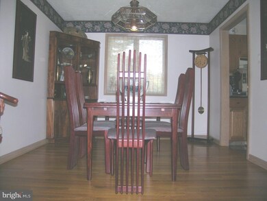 8109 Horseshoe Ct, Pennsauken, NJ 08109 - photo 6