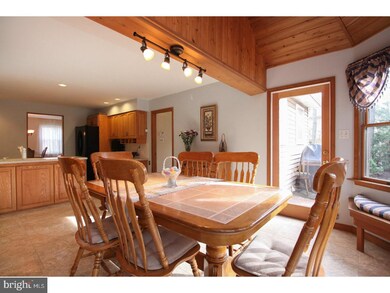 14 Hazelhurst Dr, Voorhees, NJ 08043 - photo 6