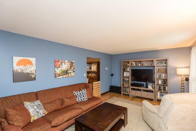The Perfect Room to Hang Out or Talk.