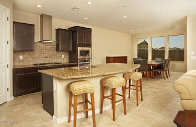 Kitchen/Dining