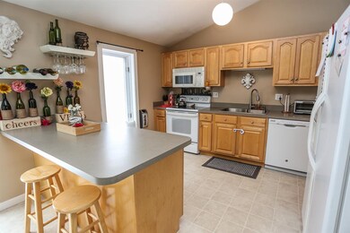 8 Saint Laurent Dr, Hudson, NH 03051 - photo 3