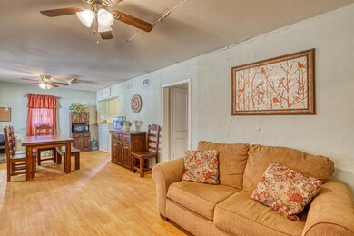 564 Mauer Rd, El Paso, TX 79915 - photo 5