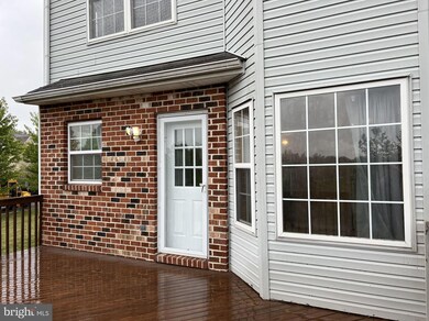 201 Truman Ct unit 201, Norristown, PA 19403 - photo 3