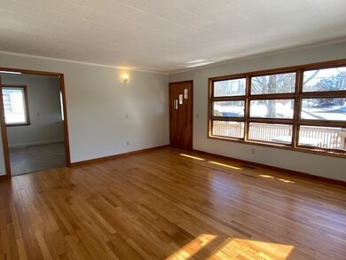 243 Union St, Newport, VT 05855 - photo 6