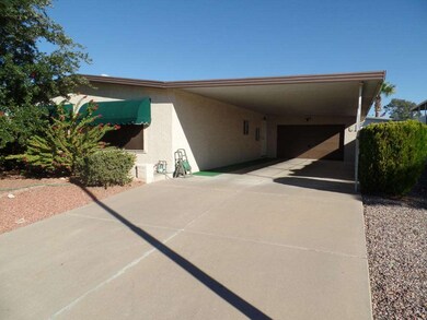 2701 N Wright Way 002