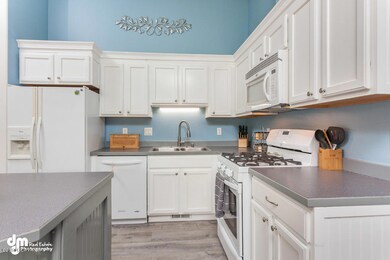 Kitchen 20170527-DW-3159-SMALL