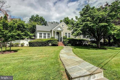 8504 Salem Way, Bethesda, MD 20814 - photo 2