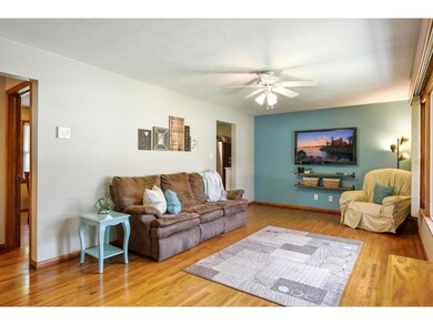 Family Room/Doorway to Kitchen