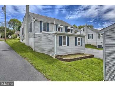 978 W Philadelphia Ave, Boyertown, PA 19512 - photo 3