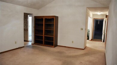 314 Louise Dr, Collinsville, IL 62234 - photo 4