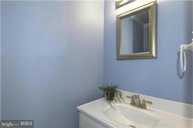 5912 Kara Place, Burke, VA 22015 - photo 2