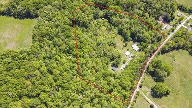 311 Howard Rd, Loudon, TN 37774 - photo 4