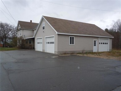 3 car garage