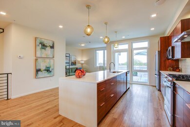 523 Montana Ave NE unit A, Washington, DC 20017 - photo 5