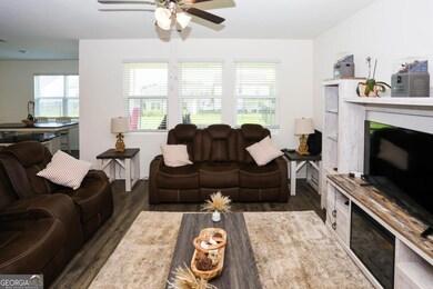 457 Shasta Ct, Hoschton, GA 30548 - photo 5