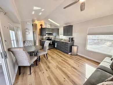 4860 E Main St unit H-1, Mesa, AZ 85205 - photo 3