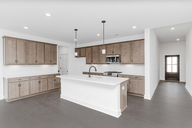 8761 Knolling Loop unit 51, Ooltewah, TN 37363 - photo 3