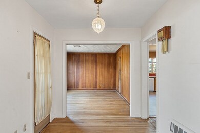 2 Lakeview Terrace, Woburn, MA 01801 - photo 3