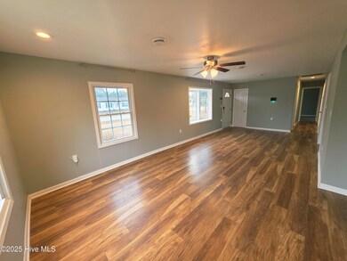 46 Riegel Dr, Hubert, NC 28539 - photo 5