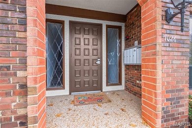 1026 Kehrs Mill Rd unit 4, Ballwin, MO 63011 - photo 2