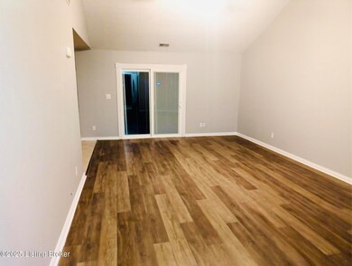 200 Shady Glen Cir, Shepherdsville, KY 40165 - photo 4