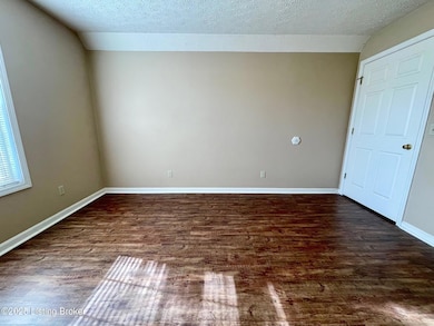 907 E Hackberry St unit 5, Salem, IN 47167 - photo 4