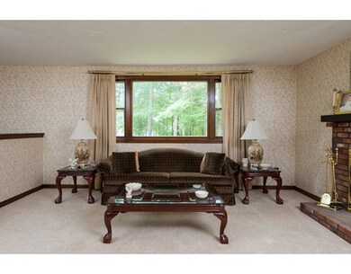 110 Edgewater Dr, Pembroke, MA 02359 - photo 5