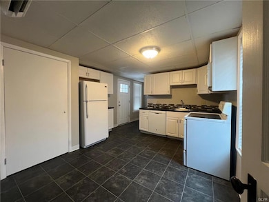 526 Broad St unit 7, Emmaus, PA 18049 - photo 4