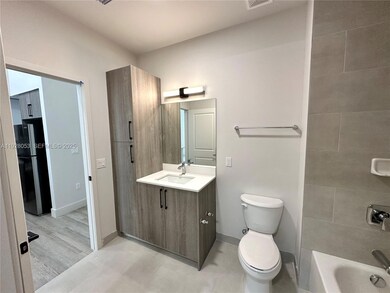 18412 Homestead Ave unit 110, Miami, FL 33157 - photo 5