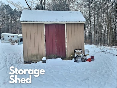 41 Monroe Ave, Allenstown, NH 03275 - photo 4