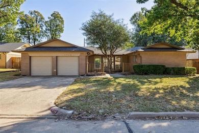 1712 N Alexander Ln, Bethany, OK 73008 - photo 3