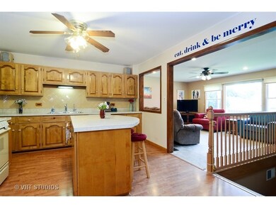 3603 Campbell St, Rolling Meadows, IL 60008 - photo 2