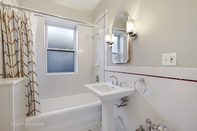 2914 N Pine Grove Ave unit 3, Chicago, IL 60657 - photo 5