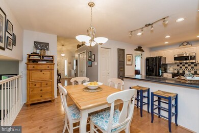 6918 Parchment Rise, Columbia, MD 21044 - photo 6