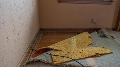 341 Letchworth Ave, Columbus, OH 43204 - photo 5