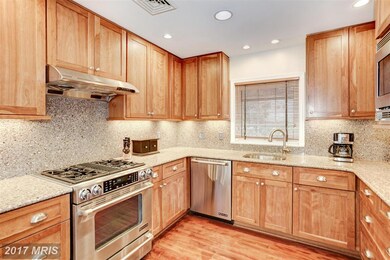 6804 Walnut St, Falls Church, VA 22046 - photo 7