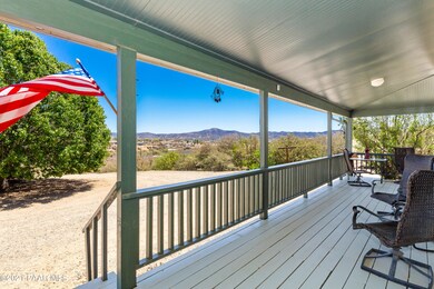 003_Front Deck