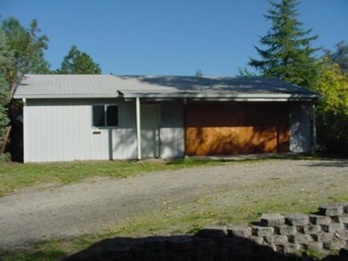 9982 Blackwell Rd, Central Point, OR 97502 - photo 4