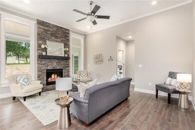 10610 W 49th Place, Shawnee, KS 66203 - photo 4