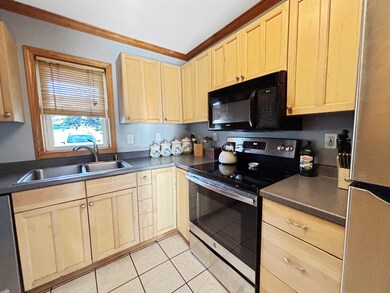 38 Hawley Rd unit 104, Fairfax, VT 05454 - photo 2