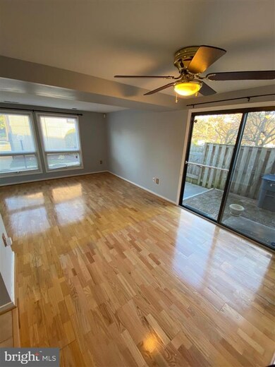 572 West Ct, Glen Burnie, MD 21061 - photo 4