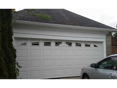 98 Parker St, Woonsocket, RI 02895 - photo 2